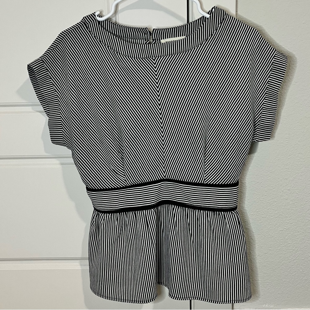 Monteau Black and white striped top
